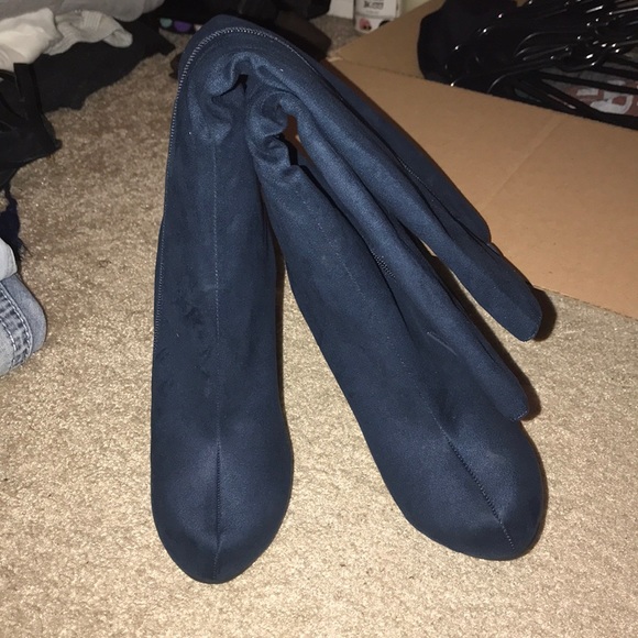 ‼️SOLD‼️Boots - Picture 4 of 7